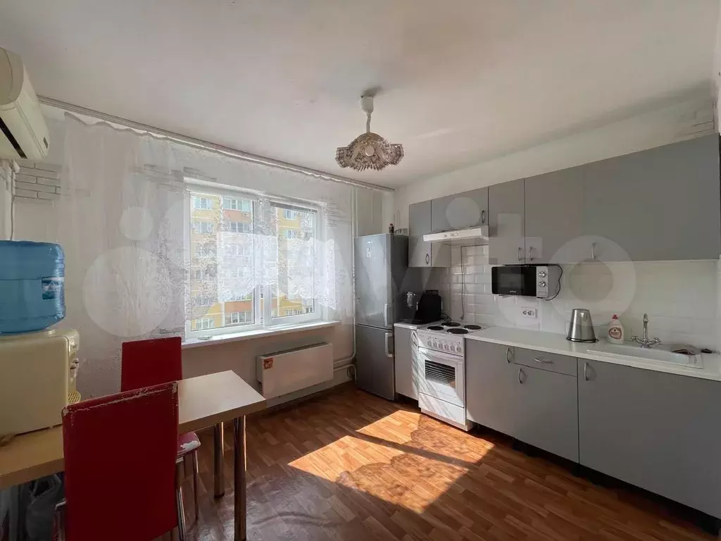 1-к. квартира, 40 м, 7/12 эт. - Фото 1