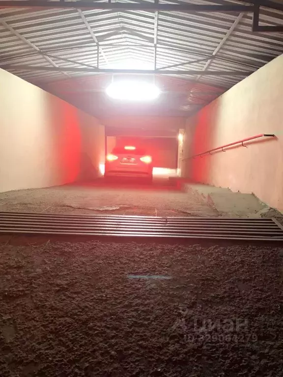 Гараж в Иркутская область, Иркутск бул. Гагарина, 68В (18 м) - Фото 1