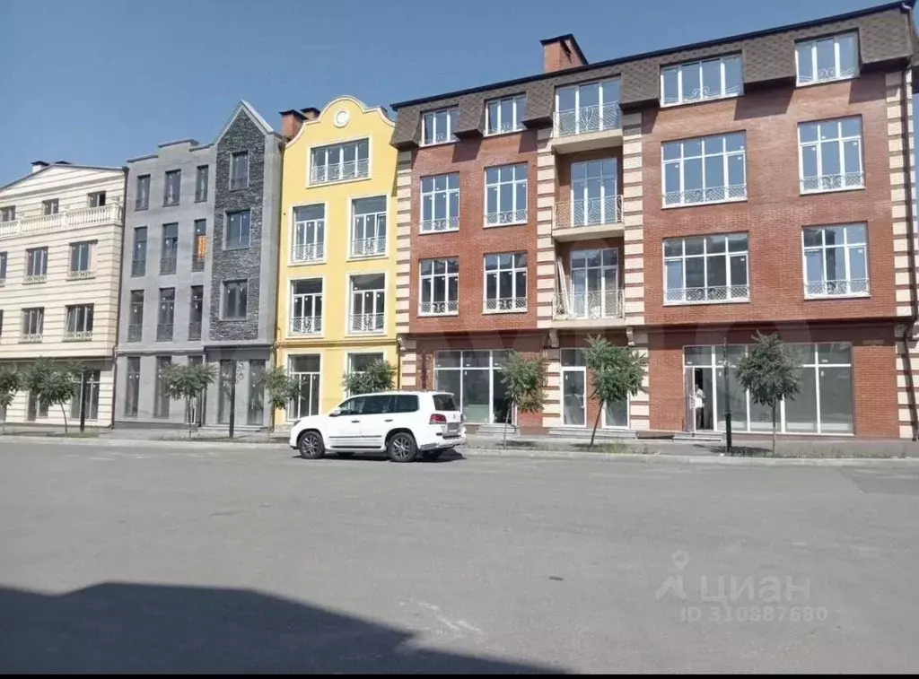 Помещение свободного назначения в Северная Осетия, Владикавказ бул. ... - Фото 2