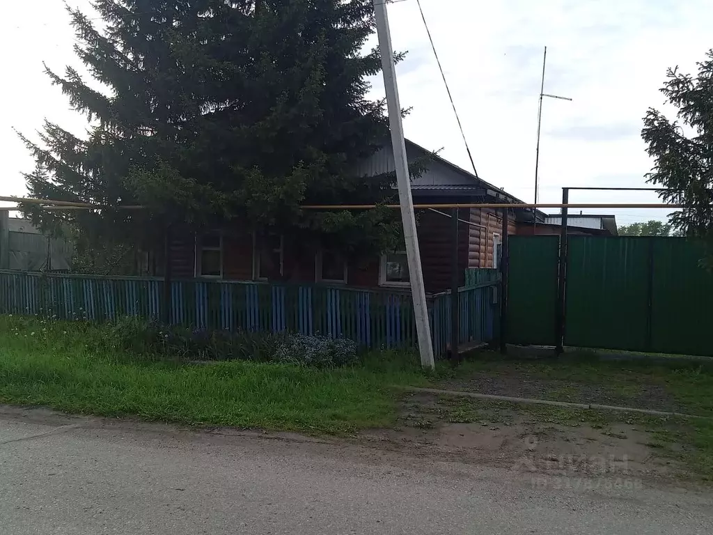 Дом в Омская область, Кормиловка рп ул. Фрунзе, 90 (82 м) - Фото 0