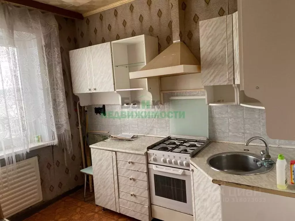 3-к кв. Саратовская область, Балаково ш. Саратовское, 69/4 (62.6 м) - Фото 0