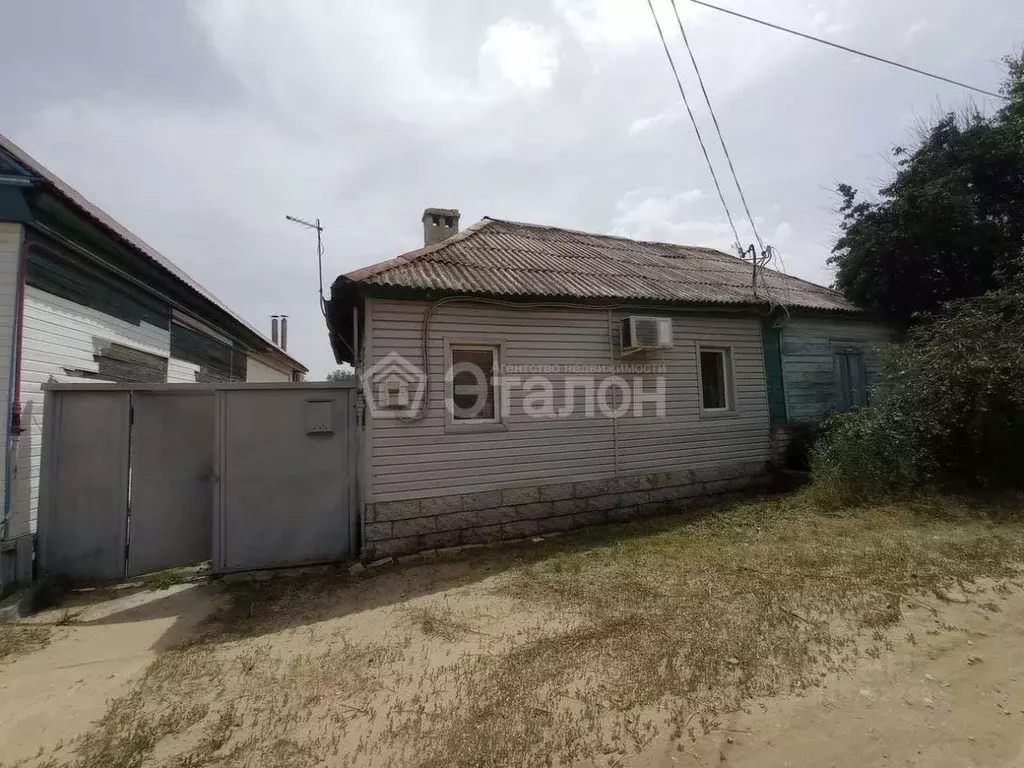 Дом в Волгоградская область, Волгоград Партизанская ул. (50 м) - Фото 0