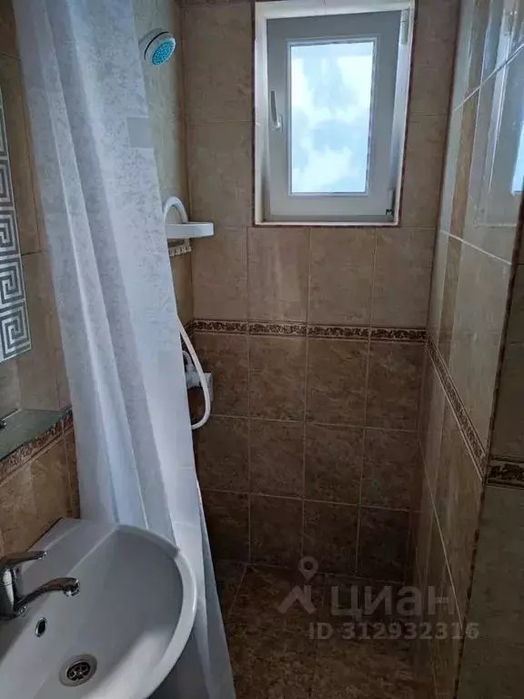 Дом в Крым, Судак городской округ, с. Морское ул. Озен Бою, 1 (30 м) - Фото 1