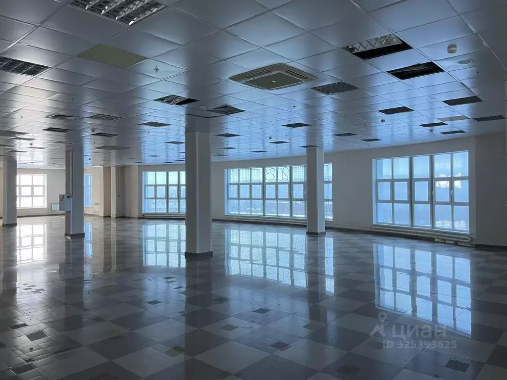 Помещение свободного назначения в Калужская область, Калуга ул. ... - Фото 1