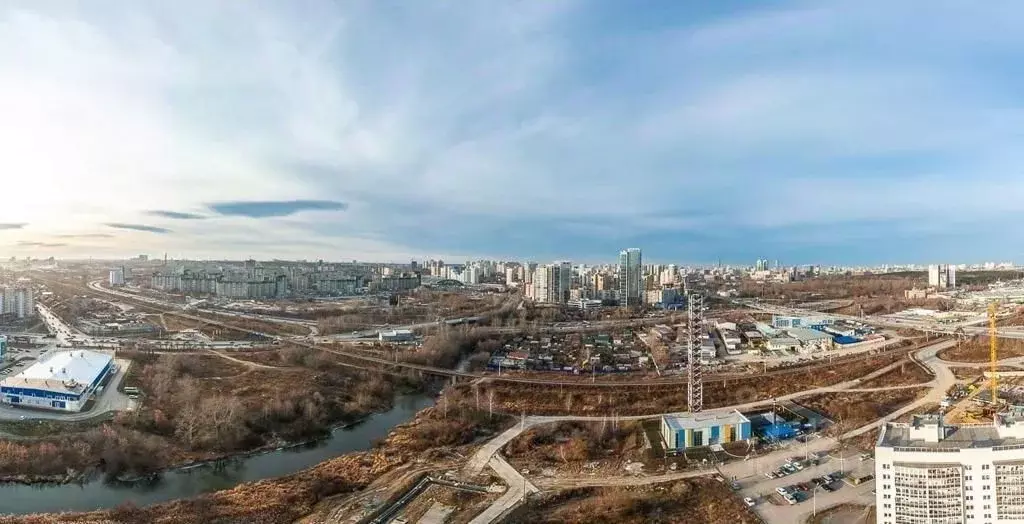 комната свердловская область, екатеринбург ул. водоемная, 80/2 - Фото 0