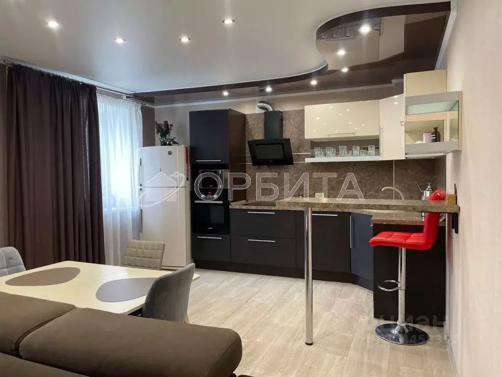 2-к кв. Тюменская область, Тюмень ул. Газопромысловая, 9 (56.4 м) - Фото 2