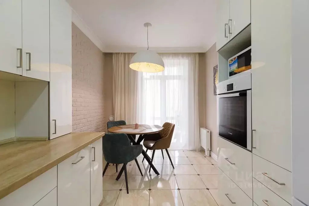 2-к кв. Калининградская область, Калининград ул. Юрия Гагарина, 13 ... - Фото 1