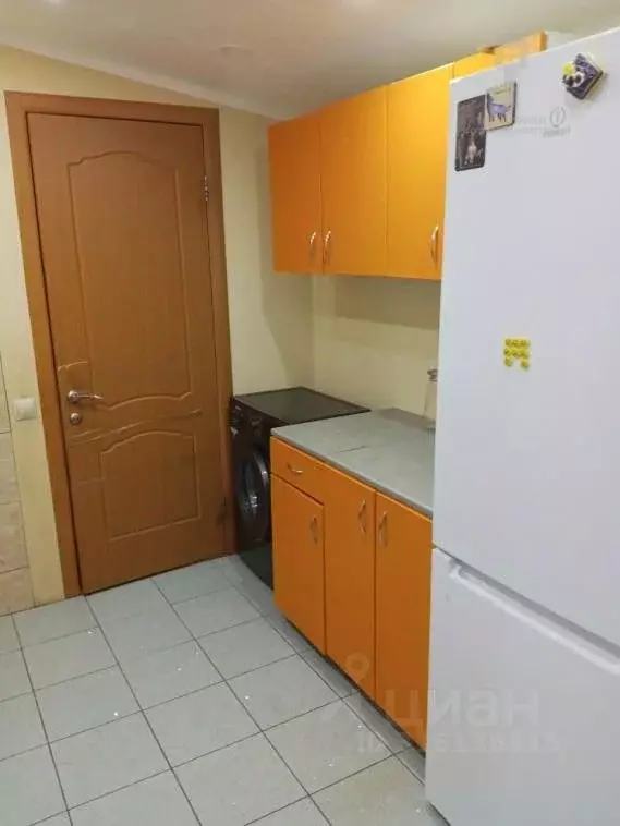 Дом в Омская область, Омский район, Комсомольское с/пос, пос. ... - Фото 1