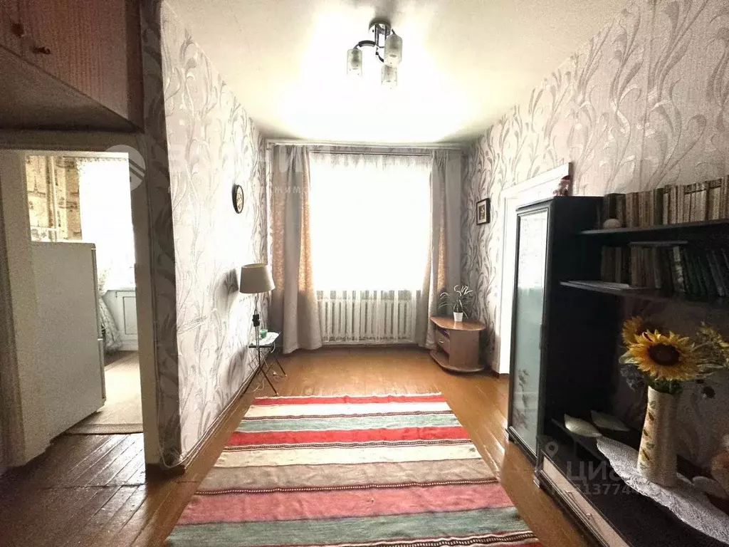 2-к кв. Чувашия, Шумерля Октябрьская ул., 10 (42.0 м) - Фото 0