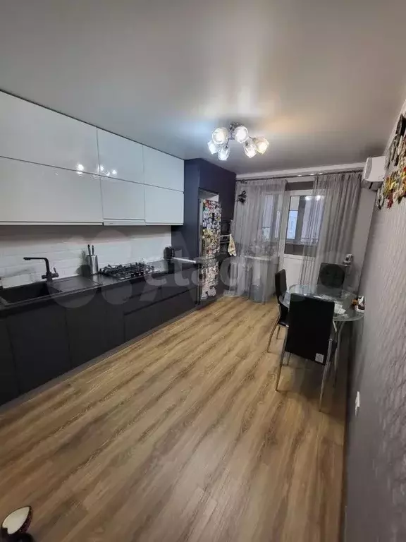 2-к. квартира, 64 м, 3/10 эт. - Фото 1