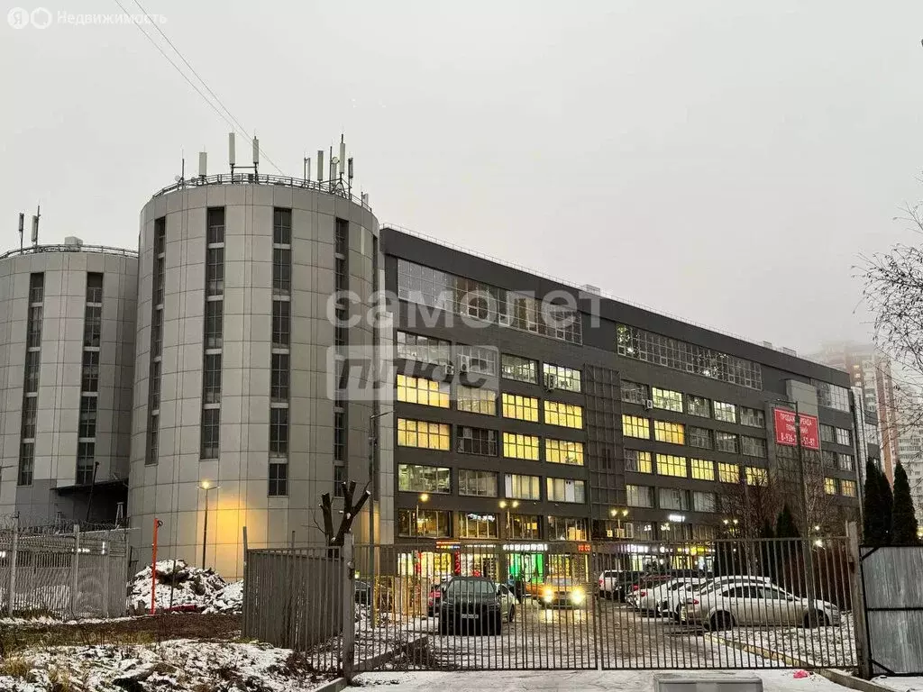 Помещение свободного назначения (3716 м) - Фото 1