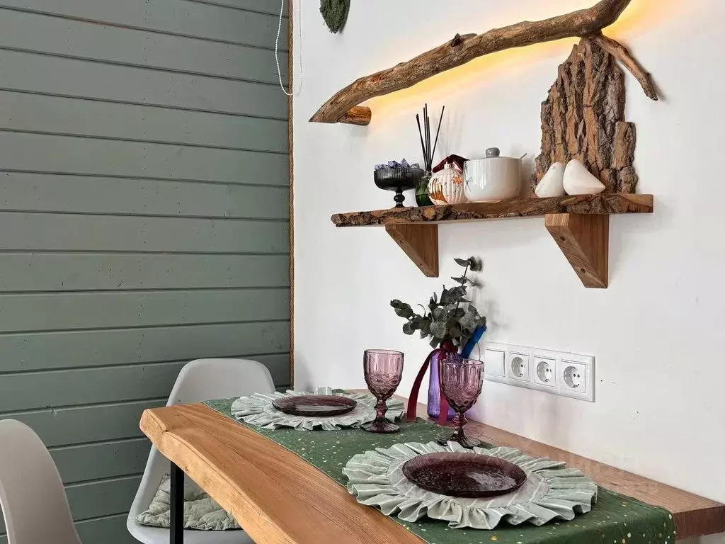 Дом в Кабардино-Балкария, Эльбрусский район, с. Терскол ул. ... - Фото 2