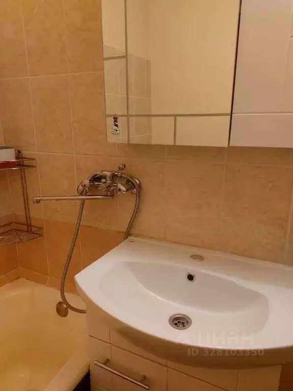 1-к кв. Санкт-Петербург, Санкт-Петербург, Петергоф ул. Шахматова, 12к2 ... - Фото 1