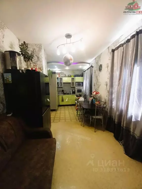 2-к кв. Волгоградская область, Волгоград ул. Таращанцев, 60 (53.5 м) - Фото 0