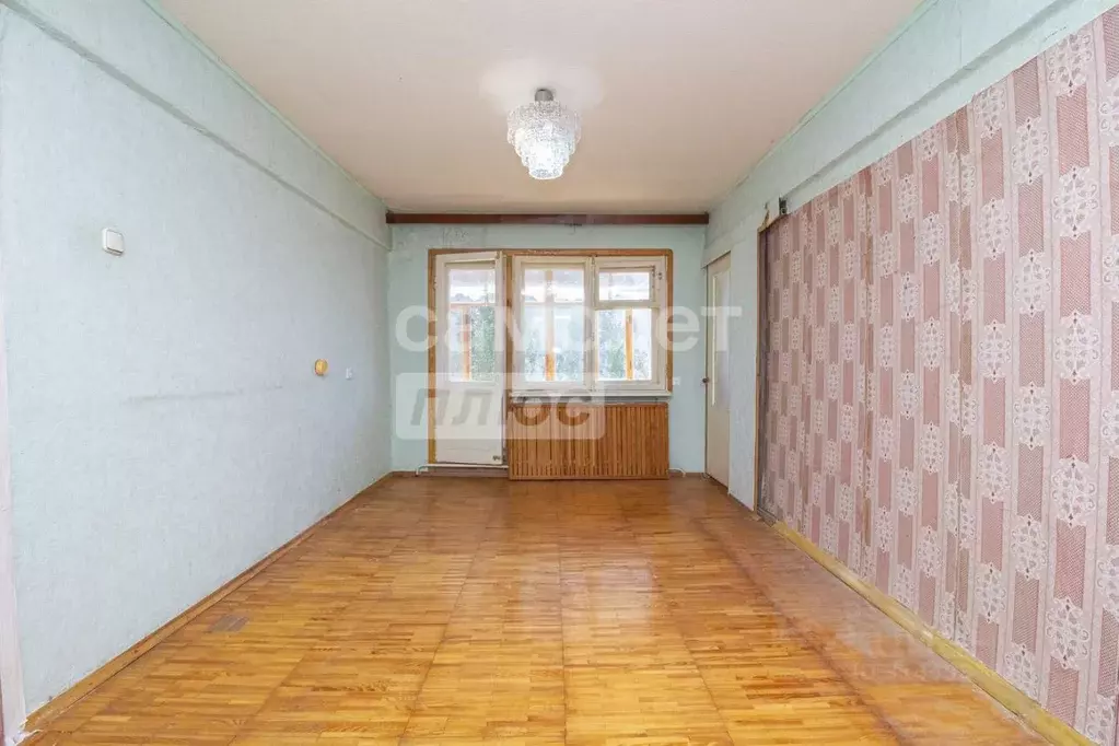 3-к кв. Ульяновская область, Ульяновск ул. Варейкиса, 12 (60.0 м) - Фото 0