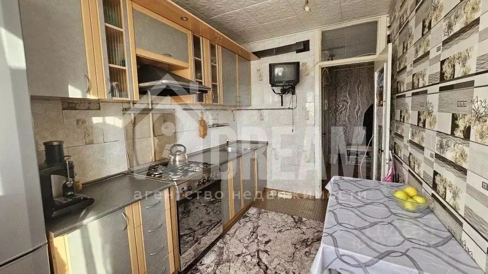 3-к кв. Волгоградская область, Волгоград ул. 51-й Гвардейской Дивизии, ... - Фото 1