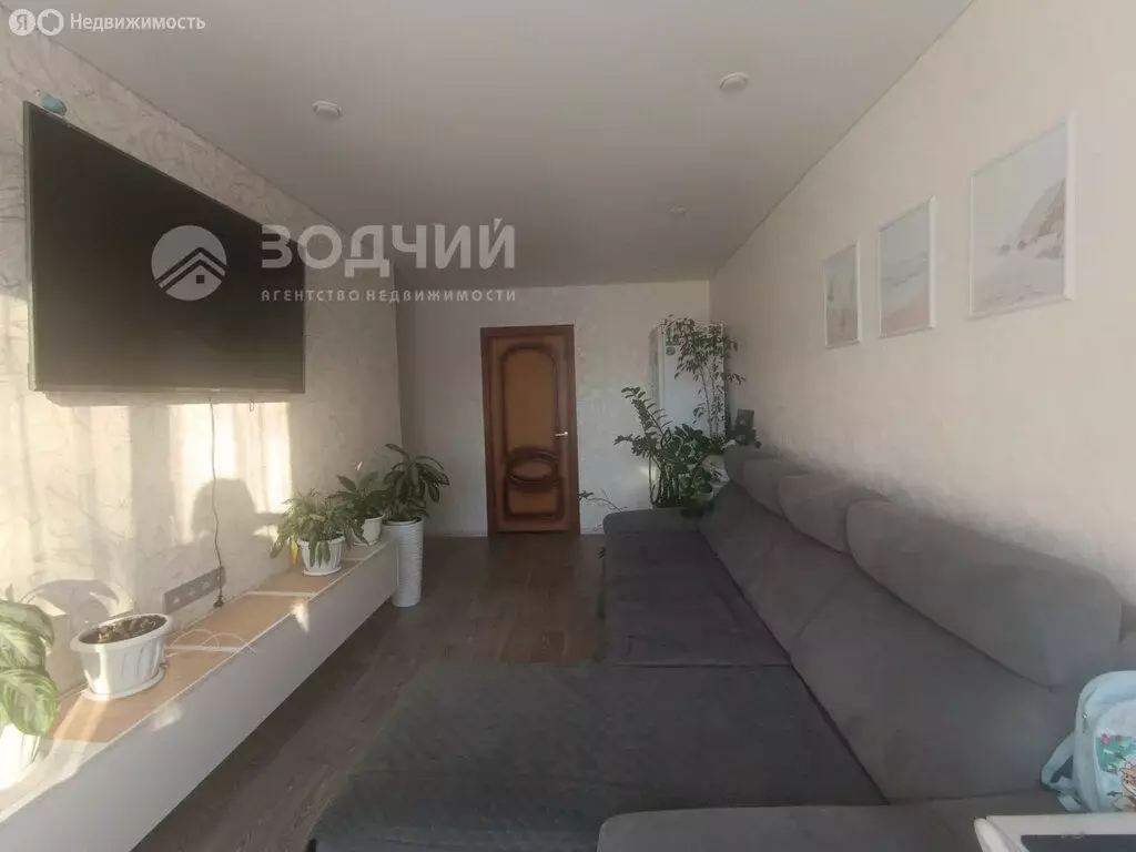 3-комнатная квартира: посёлок Опытный, улица Павла Иванова, 13 (56 м) - Фото 1