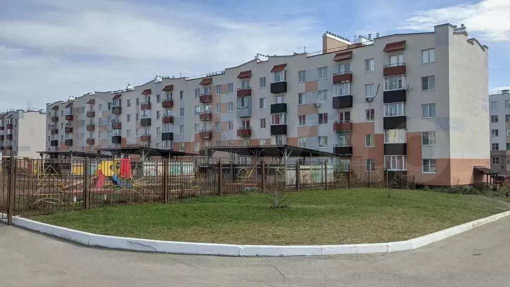 3-к. квартира, 61 м, 4/5 эт. - Фото 0