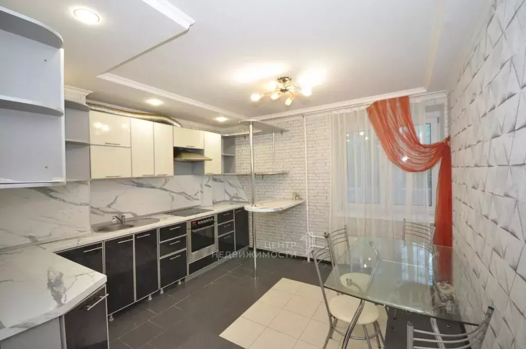 2-к кв. Татарстан, Казань ул. Гаврилова, 56к3 (61.4 м) - Фото 1