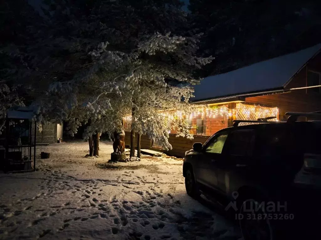 Дом в Карелия, Питкярантский муниципальный округ, пос. Салми ул. ... - Фото 1