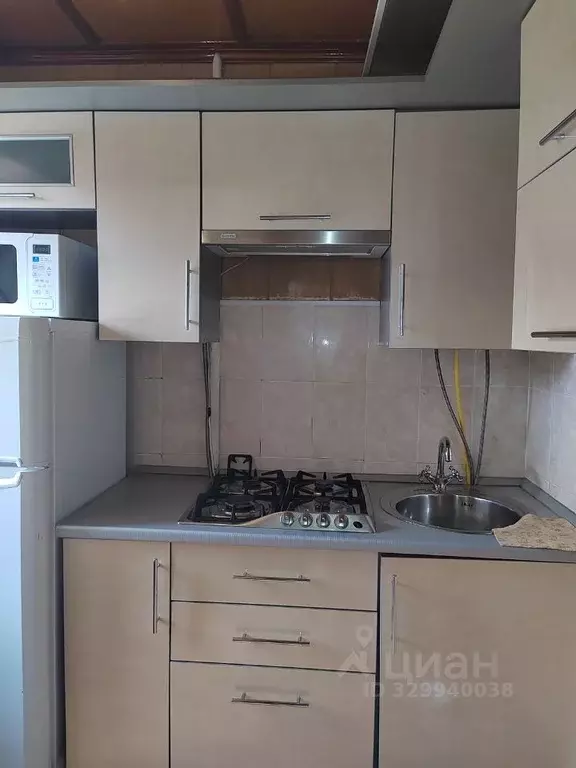1-к кв. Брянская область, Брянск Харьковская ул., 3А (30.0 м) - Фото 1