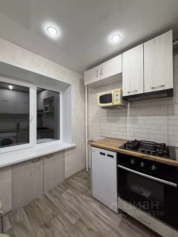 2-к кв. Саратовская область, Саратов просп. Имени 50 лет Октября, 13 ... - Фото 2