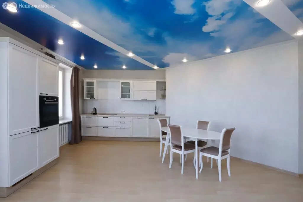 3-комнатная квартира: Иркутск, Байкальская улица, 273А (147.9 м) - Фото 1