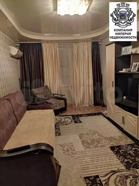 3-к кв. Белгородская область, Шебекино ул. 50 лет Октября, 7 (61.7 м) - Фото 0