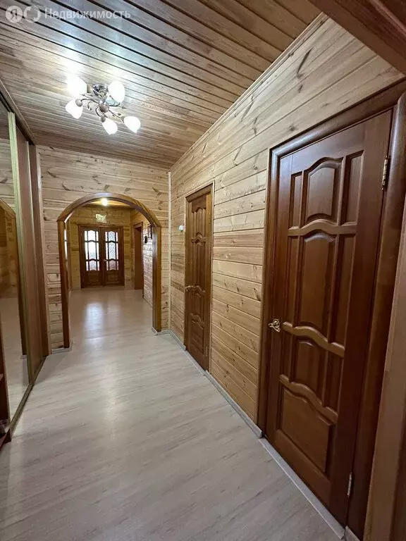 Дом в Мензелинск, Новый переулок (180 м) - Фото 0