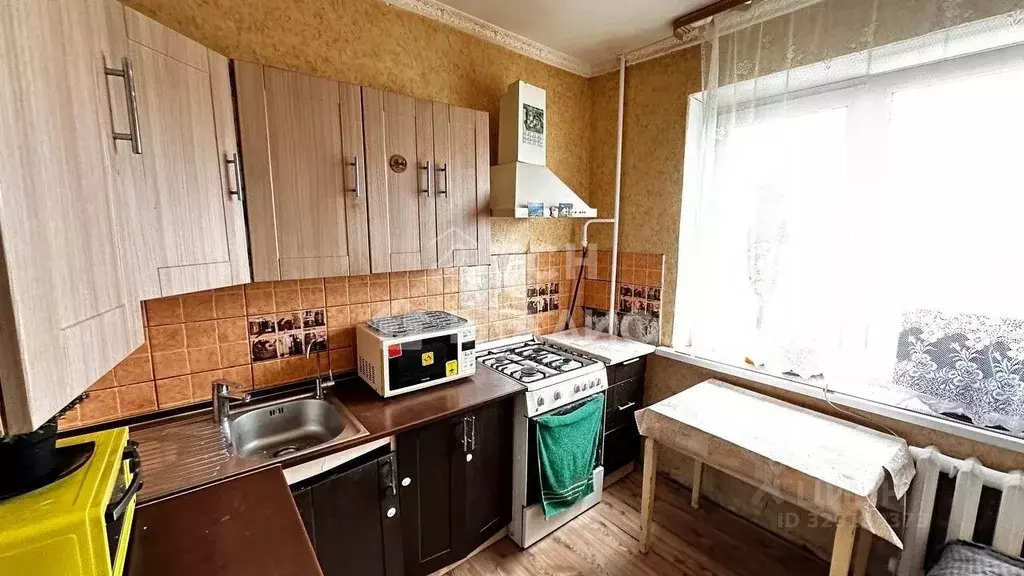 2-к кв. Московская область, Щелково Комсомольская ул., 20 (53.8 м) - Фото 2