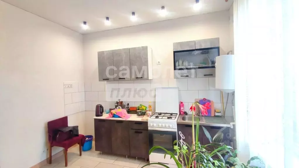 Коттедж в Белгородская область, Старооскольский городской округ, с. ... - Фото 1