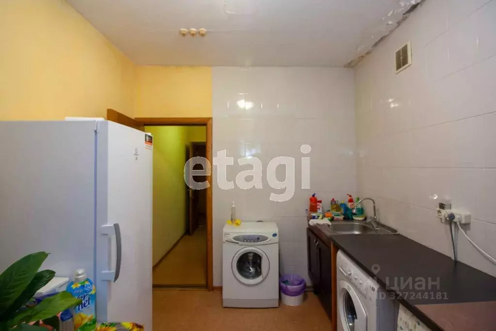 Комната Ямало-Ненецкий АО, Новый Уренгой ул. 26-го съезда КПСС, 10 ... - Фото 1