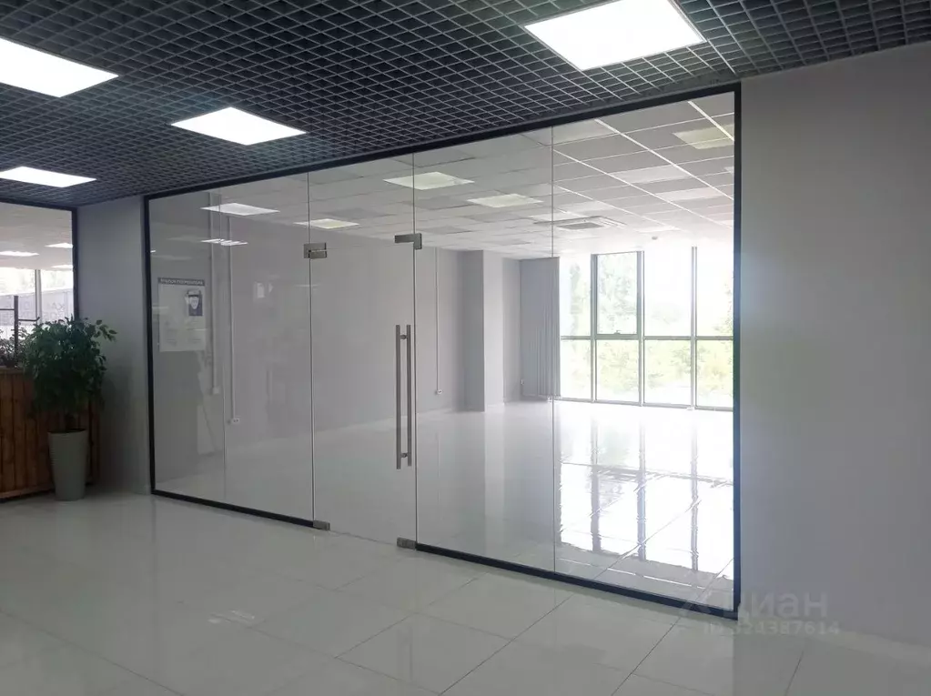 Помещение свободного назначения в Краснодарский край, Краснодар ул. ... - Фото 2