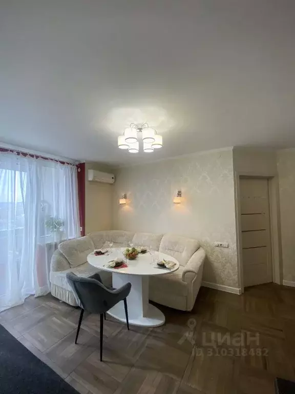 1-к кв. Саратовская область, Саратов Шелковичная ул., 60/62 (48.5 м) - Фото 1