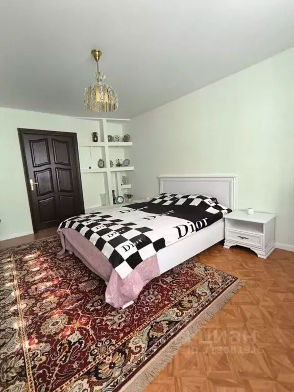 2-к кв. Севастополь ул. Павла Корчагина, 56 (60.0 м) - Фото 0