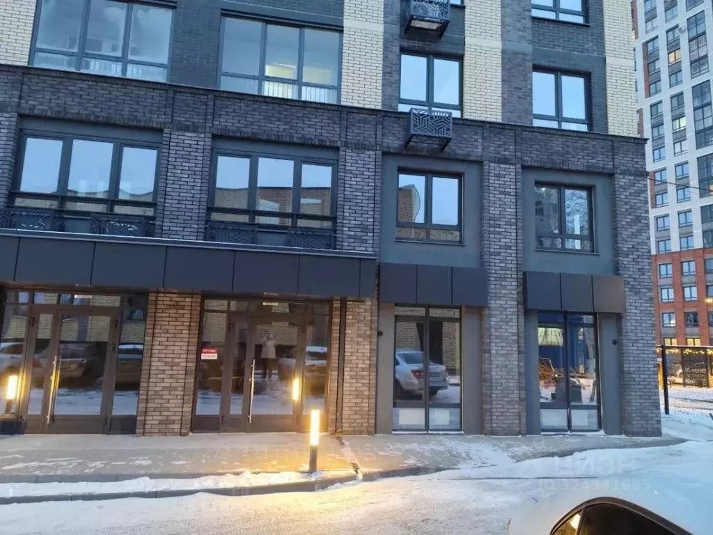 Помещение свободного назначения в Удмуртия, Ижевск ул. 8 Марта, 27 (59 ... - Фото 1