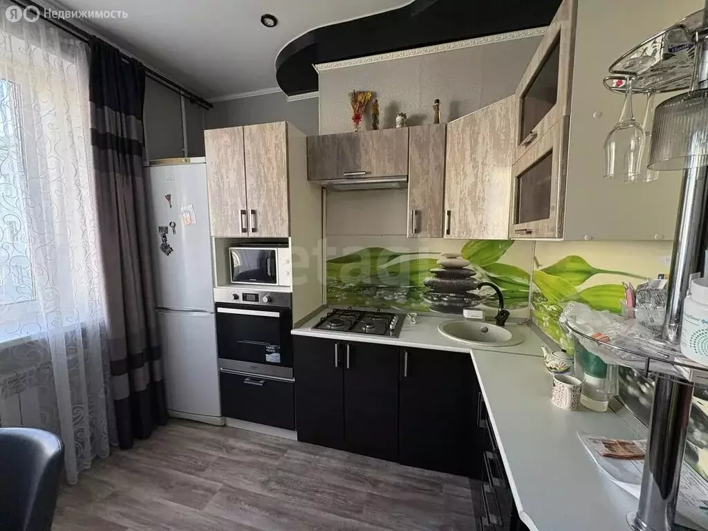2-комнатная квартира: Салават, Первомайская улица, 7А (63.2 м) - Фото 1