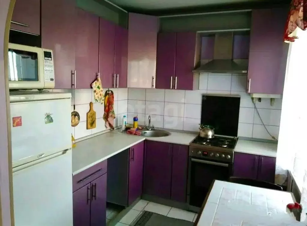 3-к кв. Нижегородская область, Выкса Гоголя мкр, 7А (61.9 м) - Фото 0