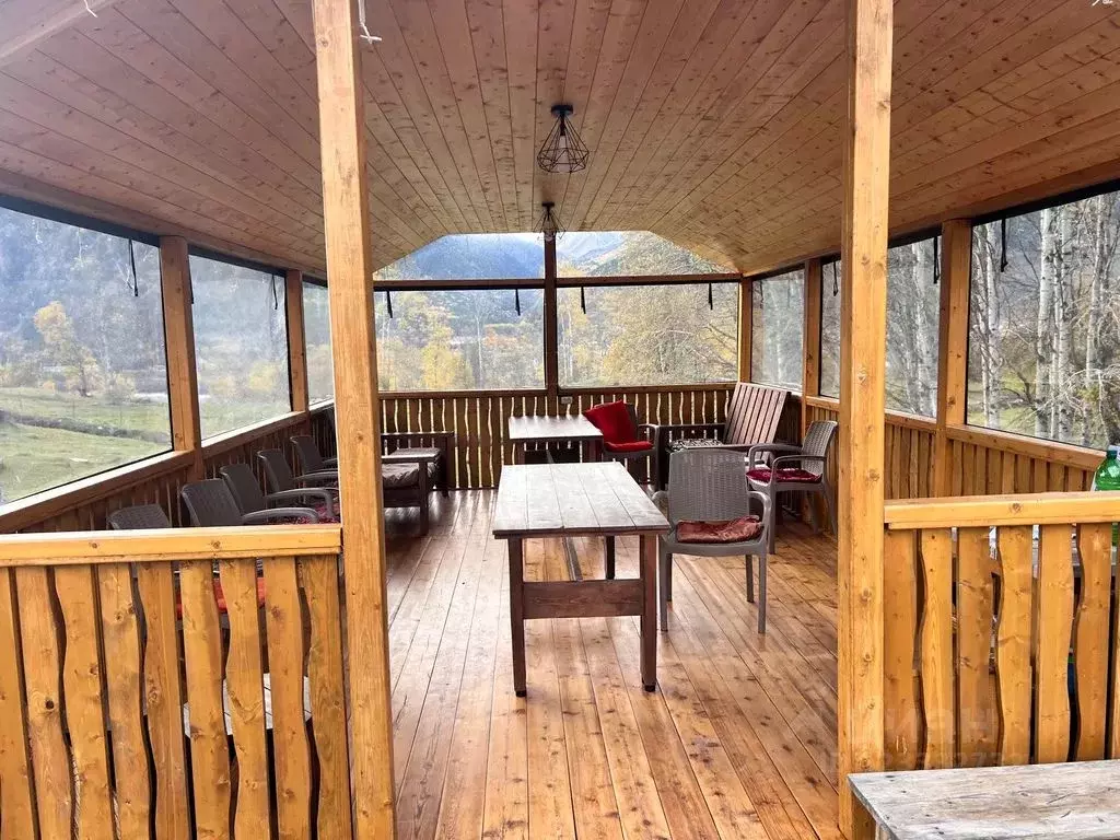 Дом в Карачаево-Черкесия, Теберда Карачаевский городской округ, ул. ... - Фото 1