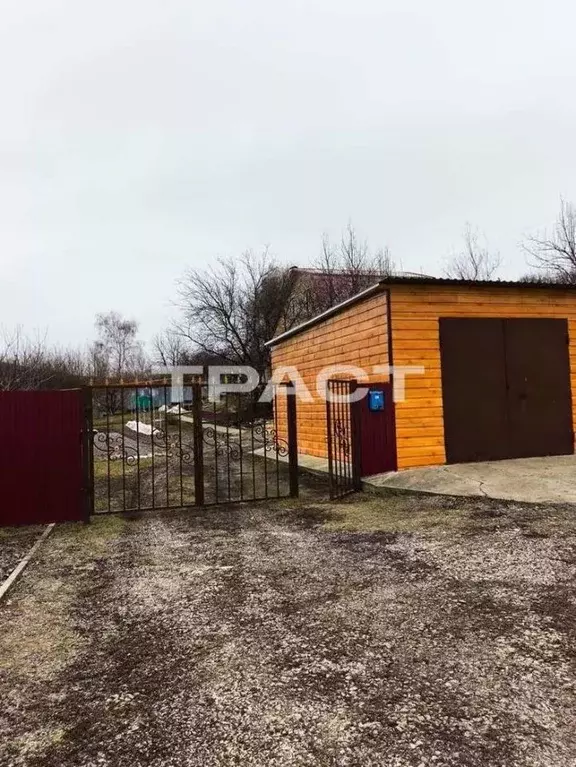 Дом в Воронежская область, Хохольский район, с. Гремячье Лесная ул., ... - Фото 1