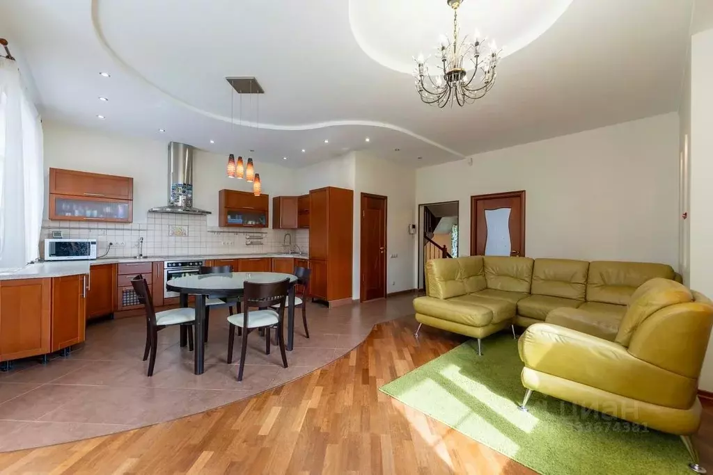 Таунхаус в Москва Родионовская ул., 15к1 (177 м) - Фото 1