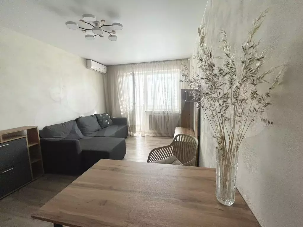 2-к. квартира, 52 м, 5/5 эт. - Фото 0