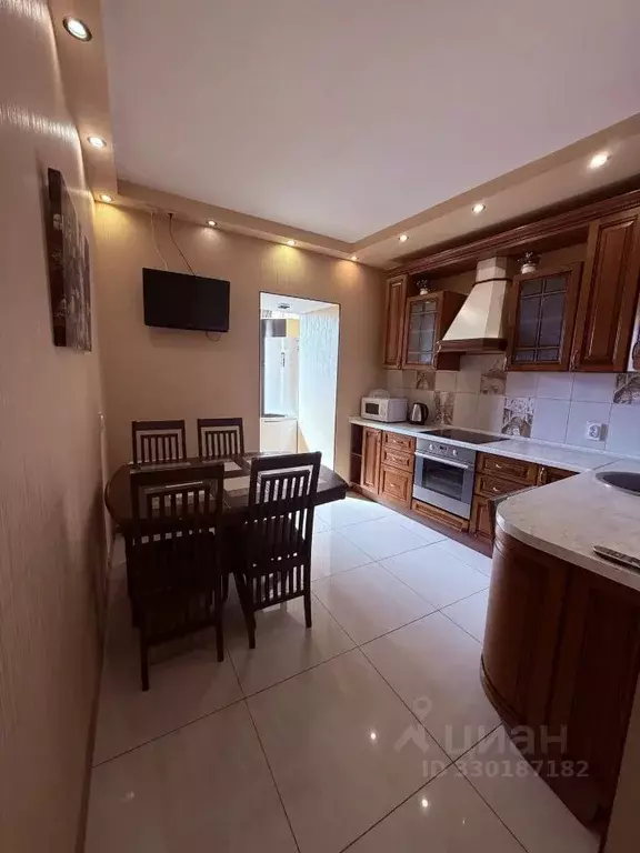 3-к кв. Коми, Сыктывкар ул. Кутузова, 36 (85.0 м) - Фото 1