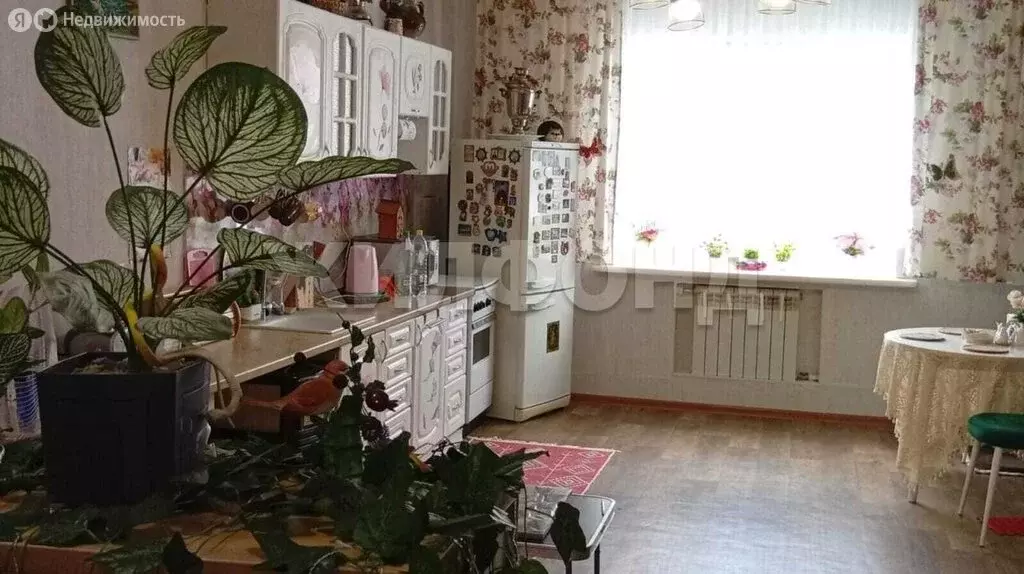 2-комнатная квартира: Октябрьский, Локтинская улица, 6/2 (65.4 м) - Фото 1