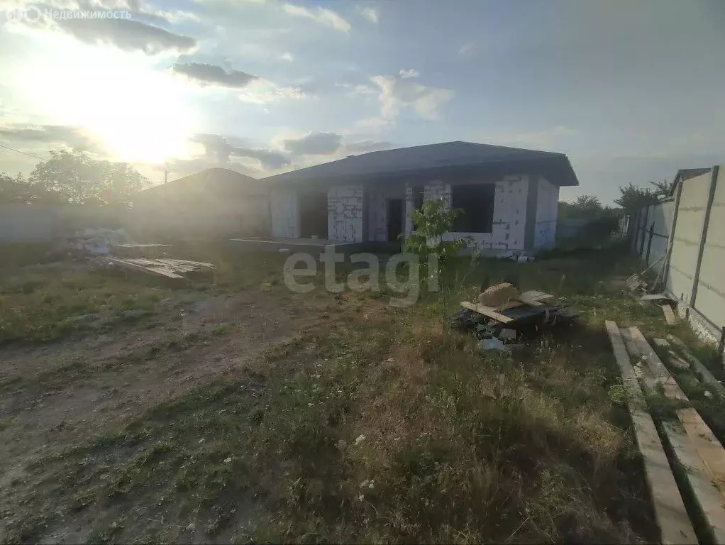 Дом в Трудовое, Молодёжная улица (130 м) - Фото 1