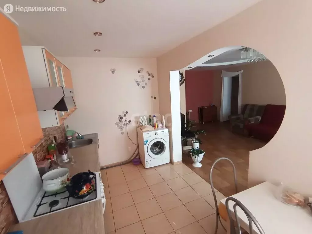 4-комнатная квартира: Мелеуз, улица Бурангулова, 21 (75 м) - Фото 1