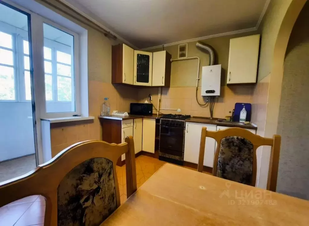 3-к кв. Севастополь ул. Карантинная, 16 (75.0 м) - Фото 0