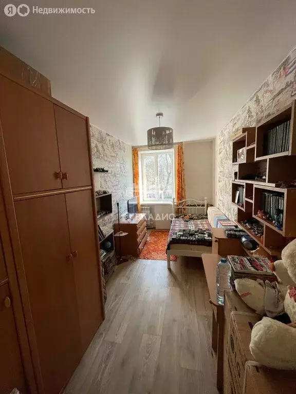 3-комнатная квартира: Керчь, улица Розы Люксембург, 7 (71.8 м) - Фото 0
