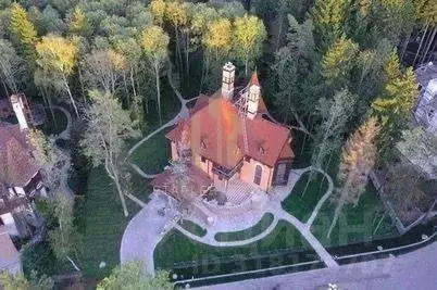 Коттедж в Московская область, Одинцовский городской округ, д. ... - Фото 1