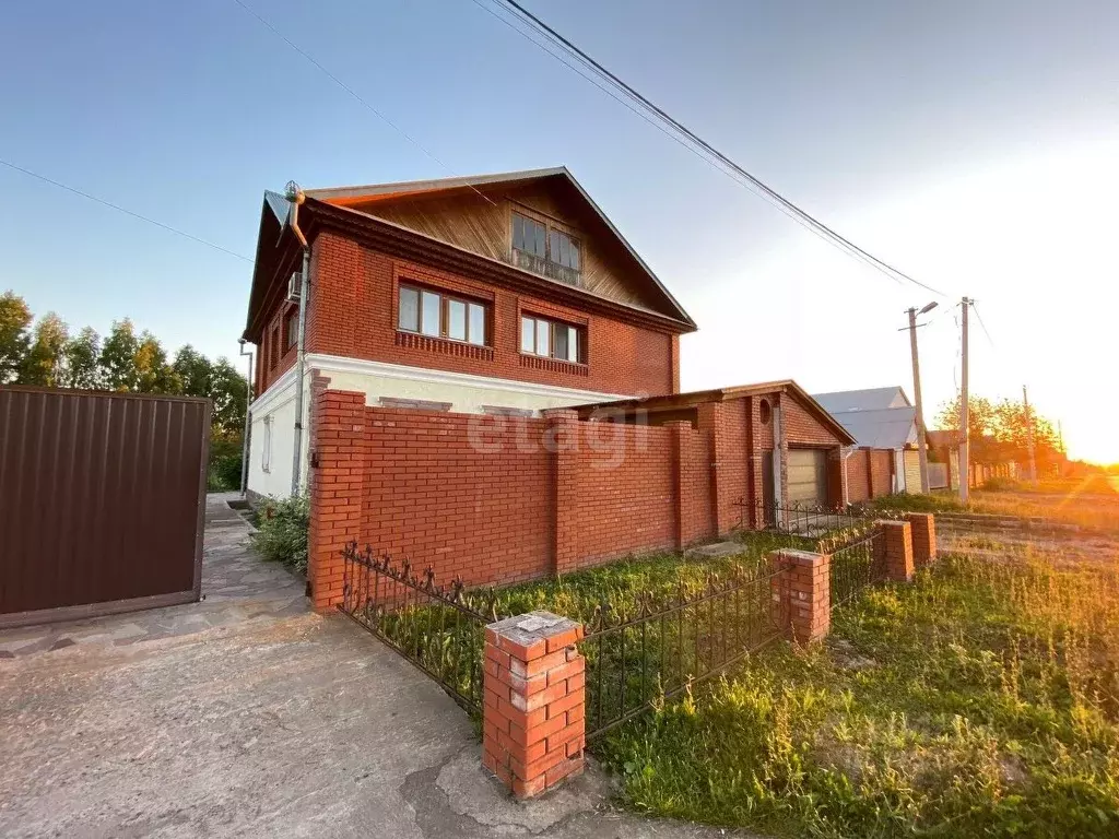 Дом в Башкортостан, Уфимский район, Русско-Юрмашский сельсовет, с. ... - Фото 2